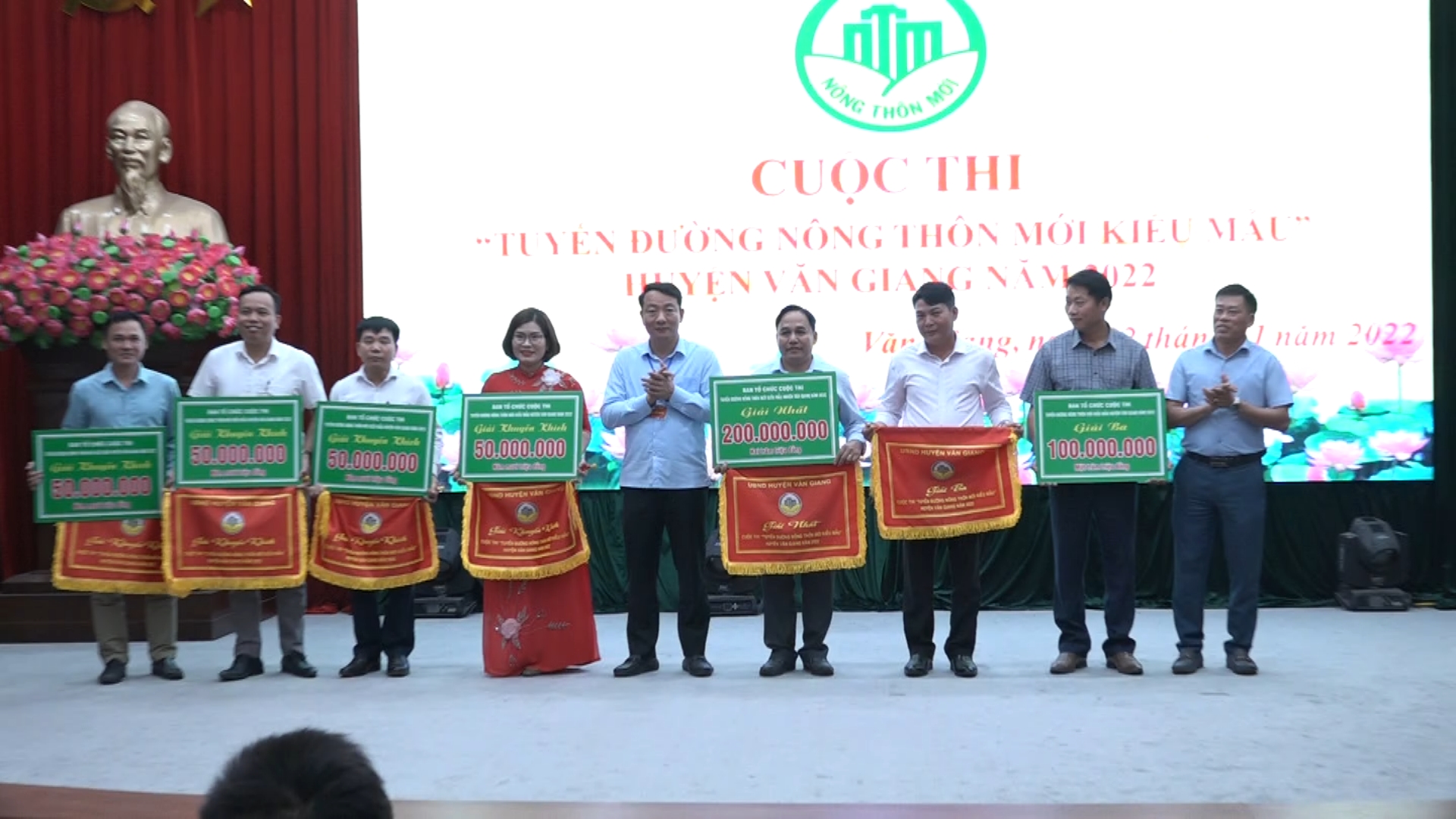   Trao giải cuộc thi tuyến đường nông thôn mới kiểu mẫu huyện Văn Giang năm 2022