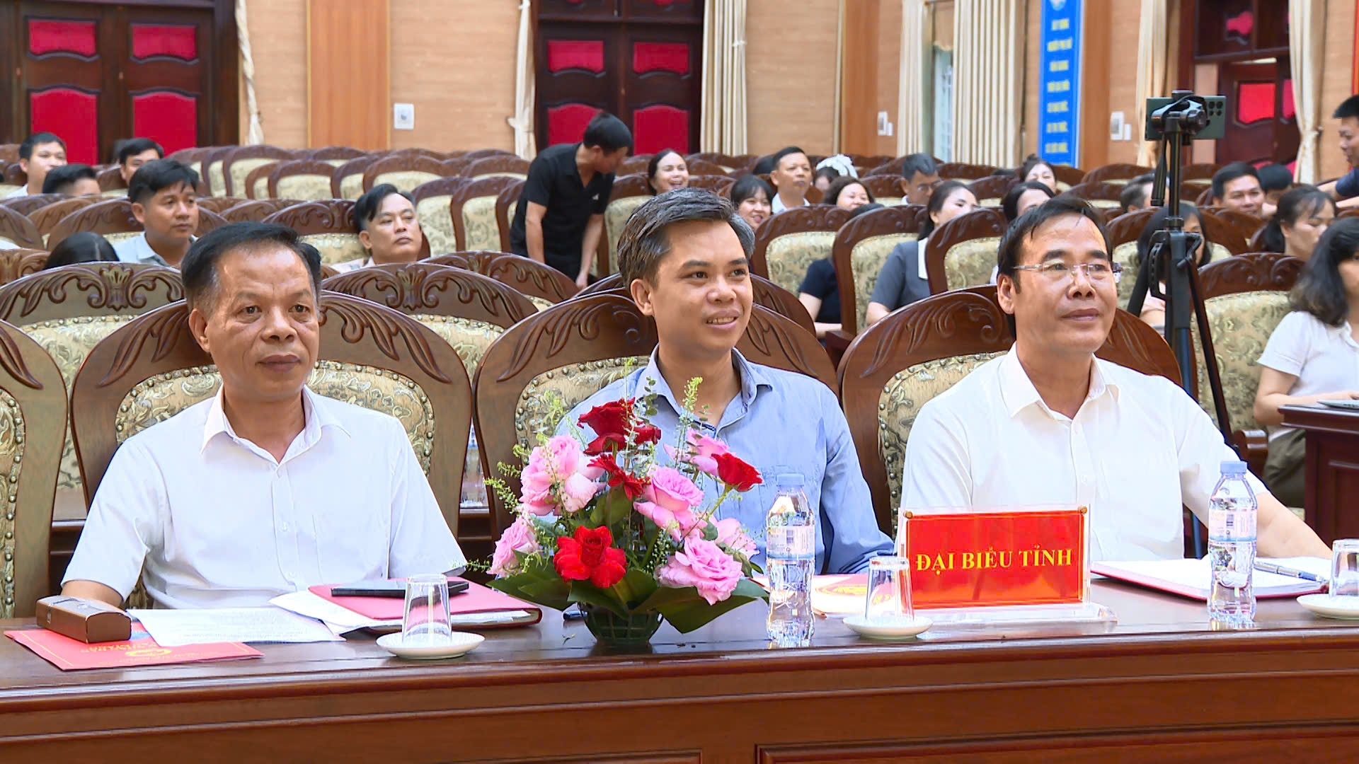 Xã Văn Giang ra mắt mô hình “Chính quyền đồng hành phục vụ người dân và doanh nghiệp” và mô hình “Dân vận khéo 1+ 10”