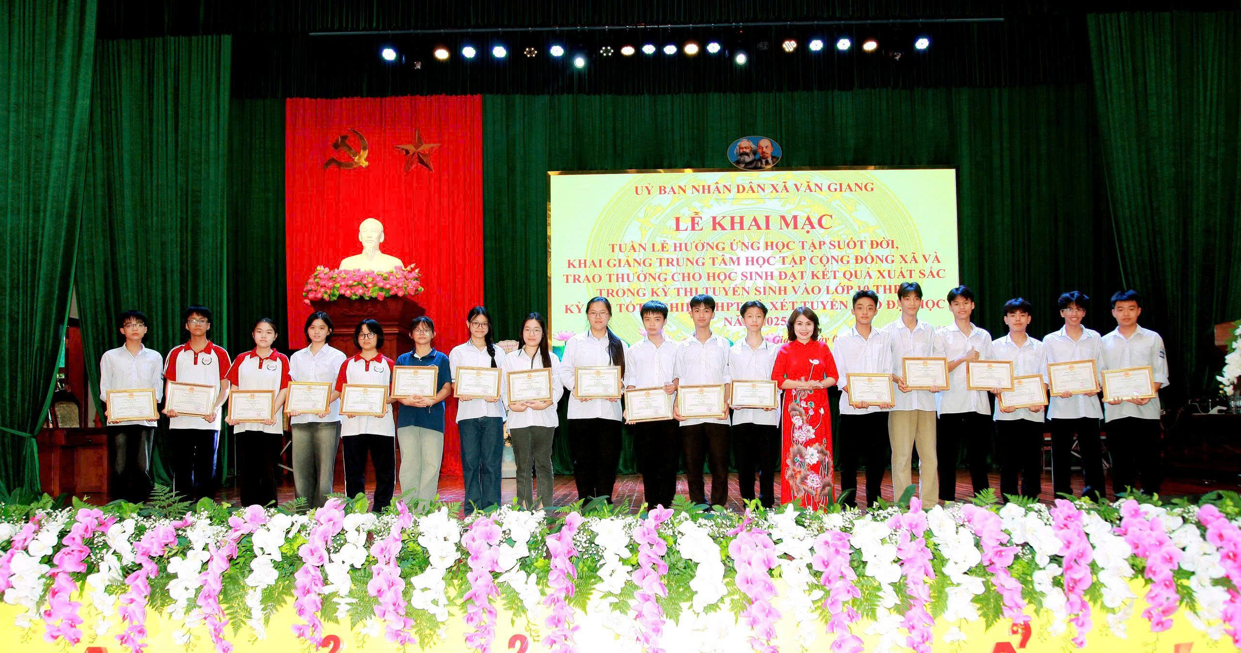 Văn Giang khai mạc tuần lễ học tập suốt đời năm 2025
