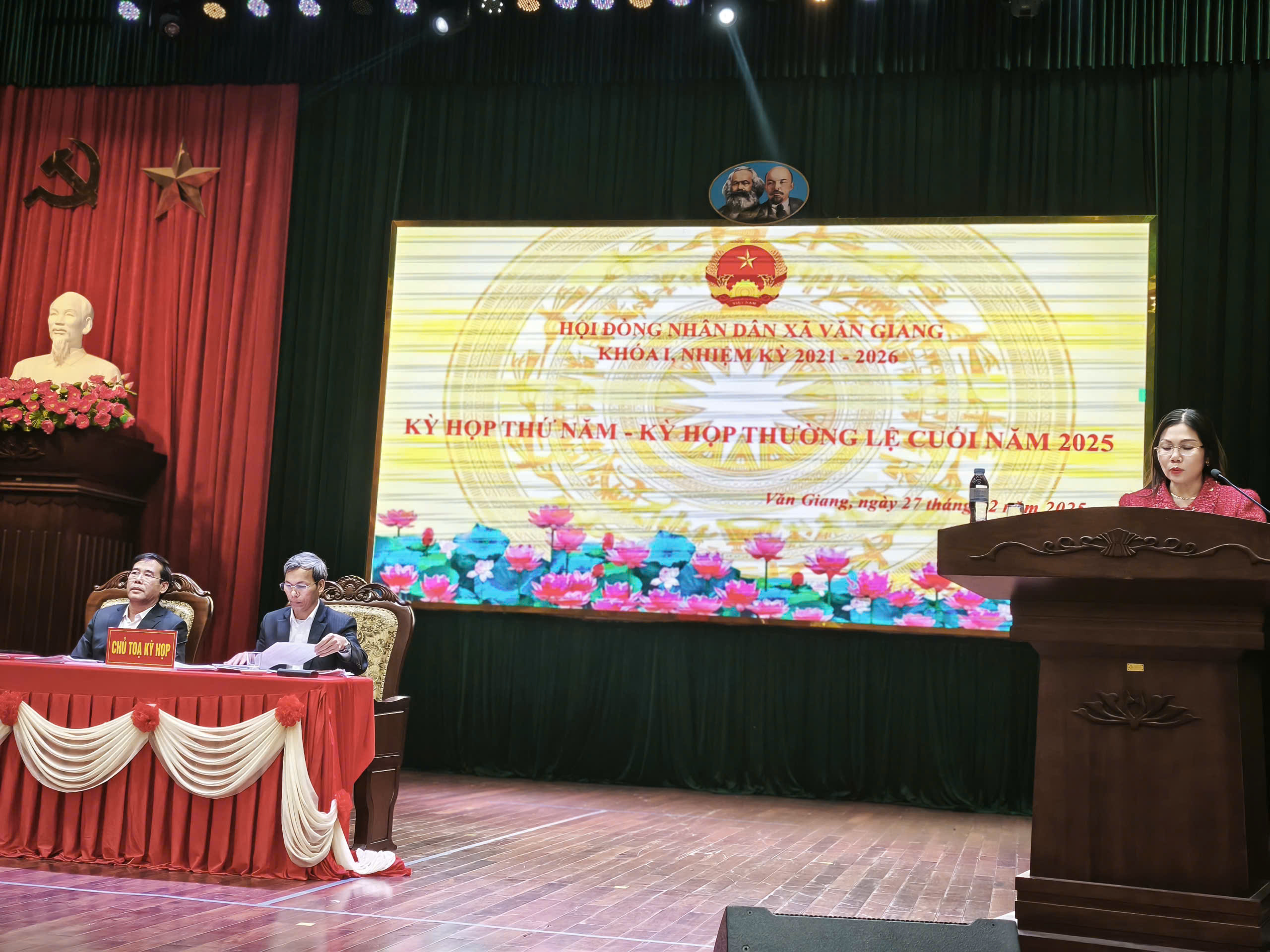 HĐND xã Văn Giang khóa I, nhiệm kỳ 2021-2026 tổ chức kỳ họp thường lệ cuối năm 2025