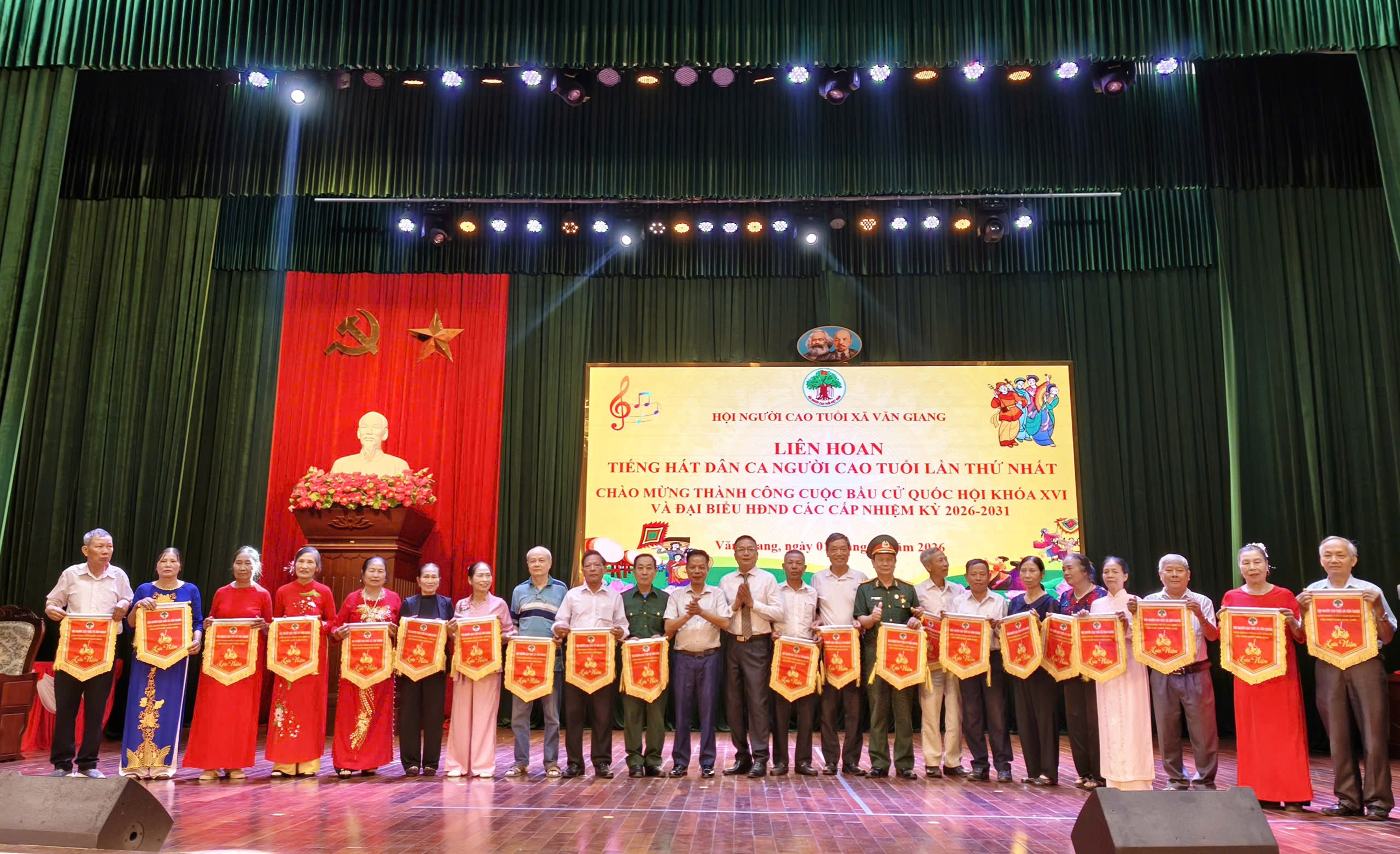 Xã Văn Giang tổ chức Liên hoan tiếng hát dân ca Người cao tuổi lần thứ nhất năm 2026